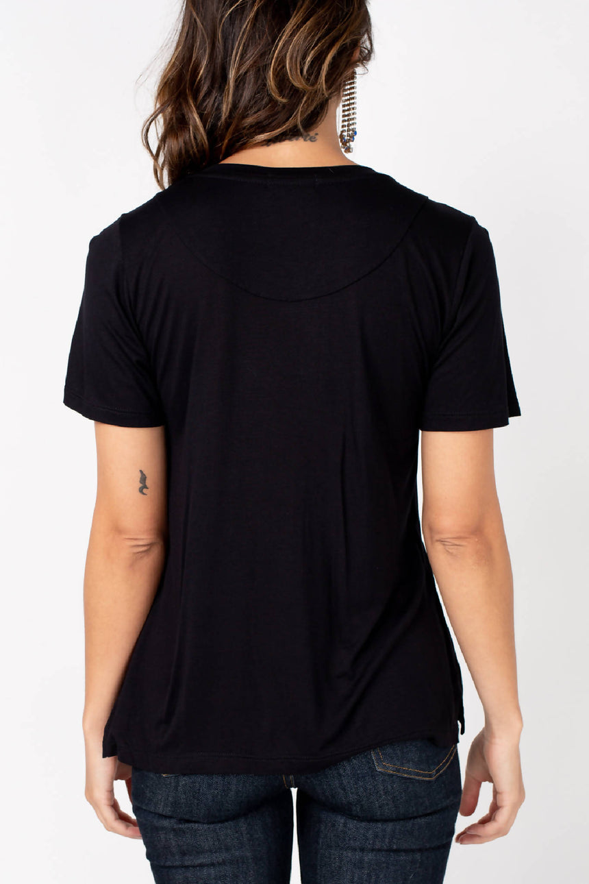 T-SHIRT BORDADA CORDOBA - PRETO