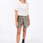 SHORTS BORDADO LUNA - DOURADO COM GRAFITE